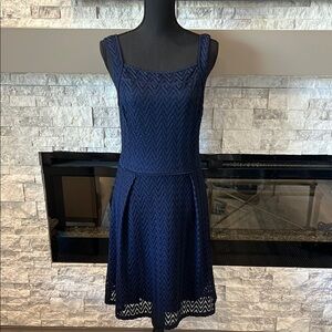 Heidi Weisel Navy Lace Midi Dress size 10